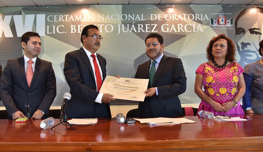 Premian a ganadoras y ganadores del Certamen Nacional de Oratoria