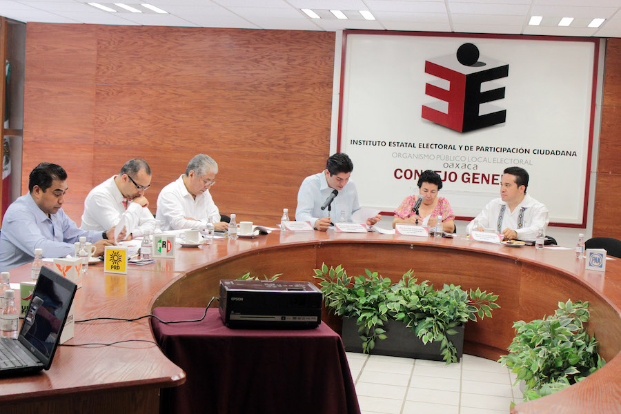 Aprueban propuesta de documentación para oaxaqueñas y oaxaqueños residentes en el extranjero