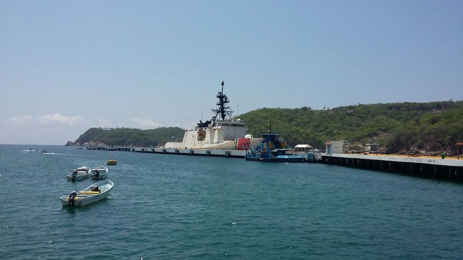 Hiere marino estadounidense a menor en Huatulco