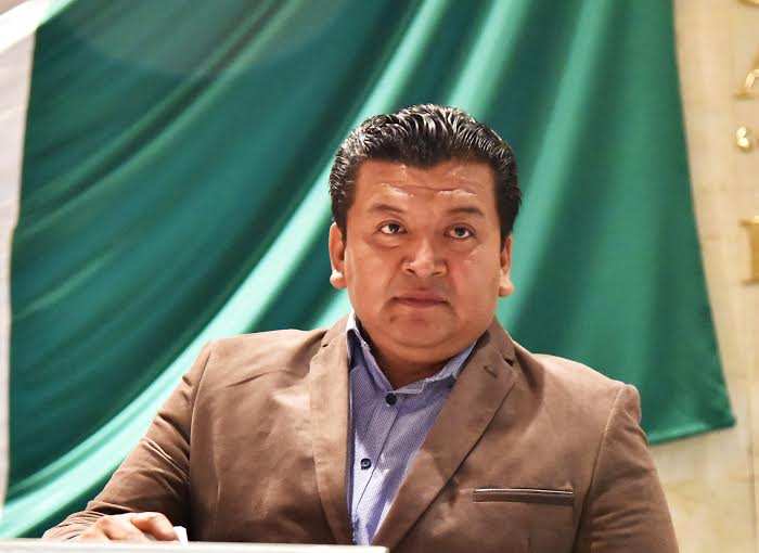 Pide Barroso Sánchez incluir enfermedades autoinmunitarias al catálogo universal de salud