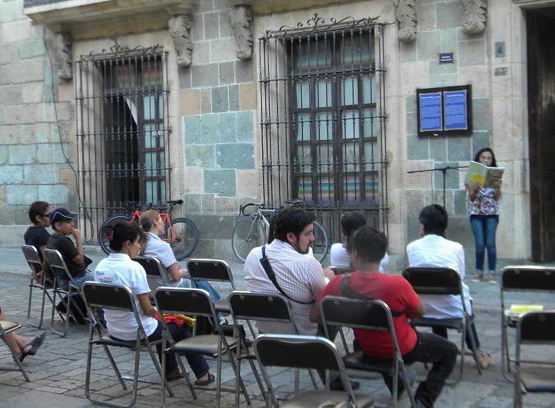 Llega el “Karaoke literario” a la Biblioteca Pública Central