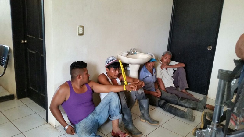 Realizan operativo de desalojo en zona invadida de Chimalapa