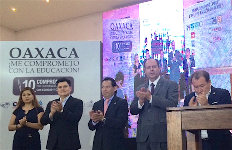 Minimizan candidatos a gobernador de Oaxaca iniciativa de la IP por la Educación