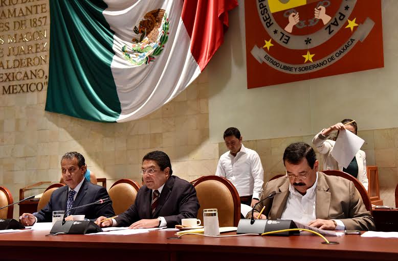 Turna diputación permanente a Comisiones, iniciativas de impacto económico y social