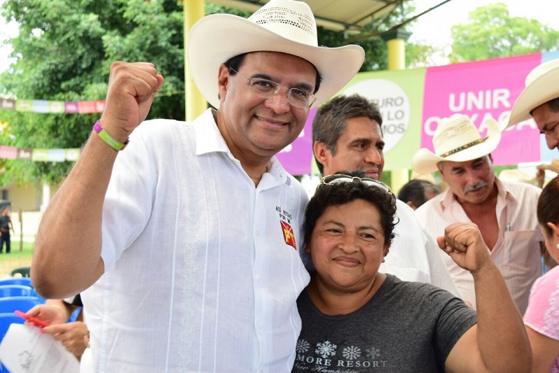 Exige Benjamín Robles a PGR detener a banda de saqueadores Cué-Estefan-Castillo