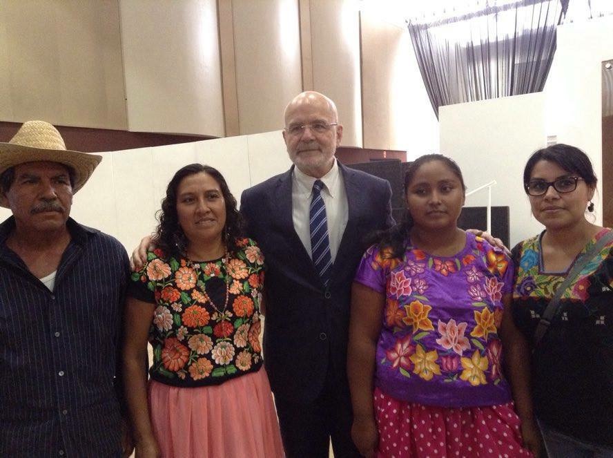 Participa defensora zapoteca en encuentro con defensores y organizaciones de México