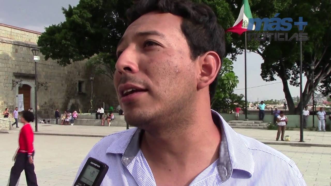 Realizan marcha «Oaxaca está de luto» en rechazo a Alejandro Murat 
