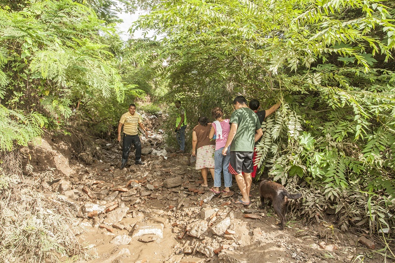 Conagua no atiende llamado de vecinos que viven en riesgo por río en Juchitán