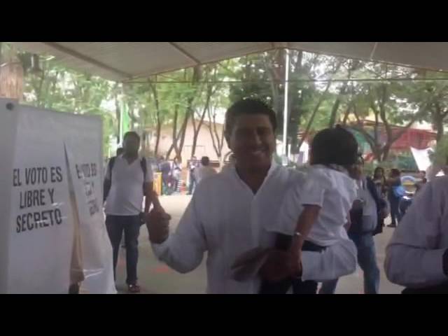 Emite Salomón Jara su voto y señala irregularidades en inicio de elecciones