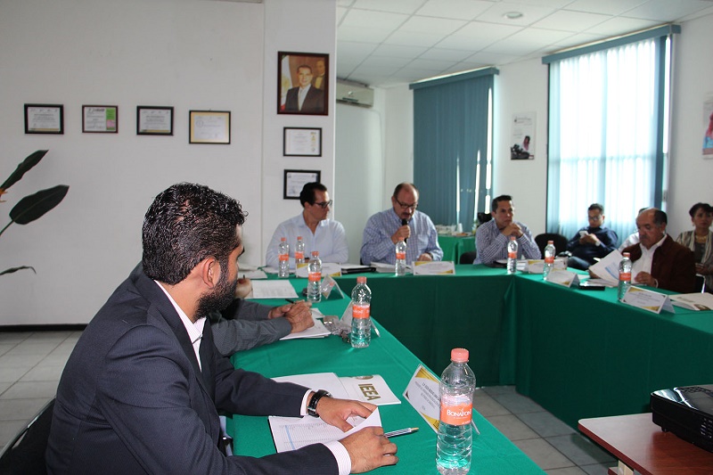 Reconoce Junta de Gobierno del IEEA resultados en la reducción del analfabetismo y rezago educativo en Oaxaca