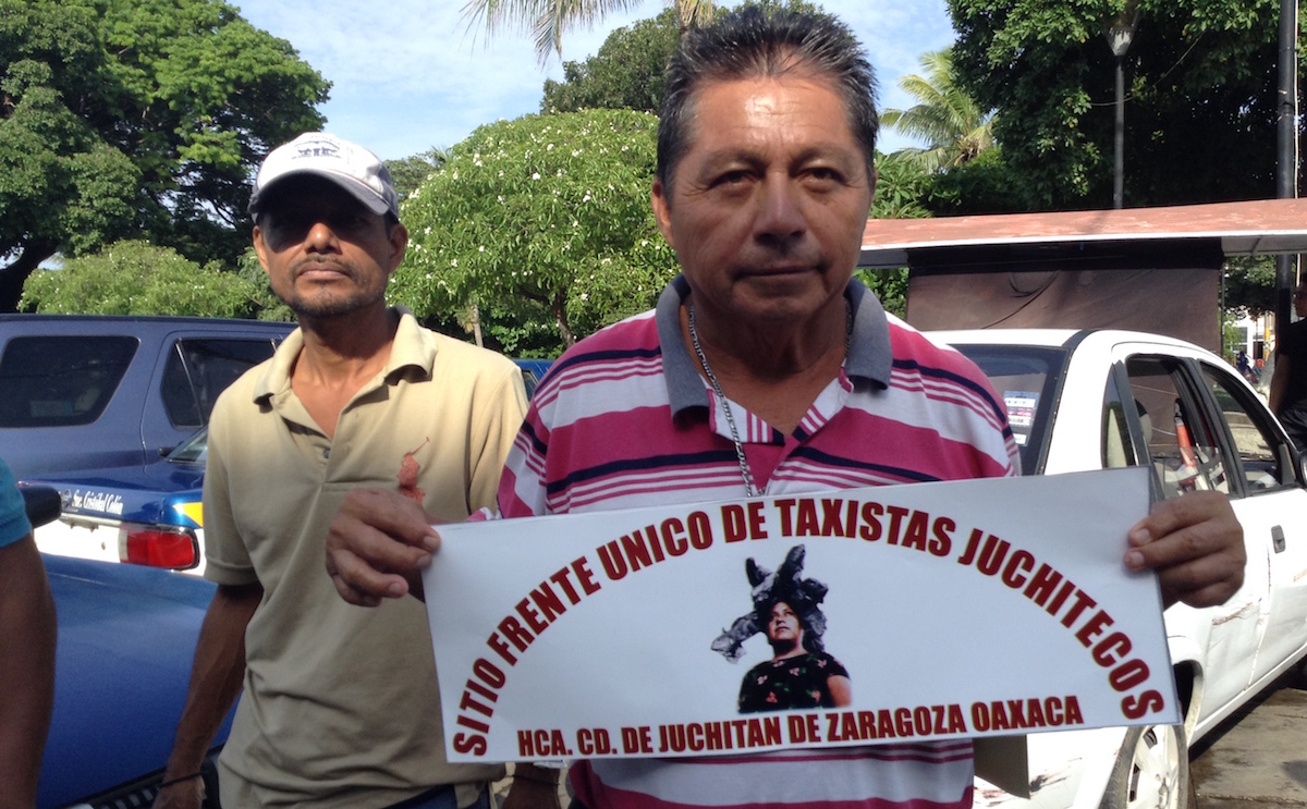 Surge nuevo sitio de taxis en Juchitán, son choferes con más de 13 años al volante