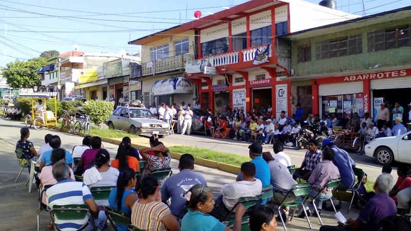 Usuarios de agua potable de Matías Romero exigen a Conagua aplicar recurso de 19 millones de pesos