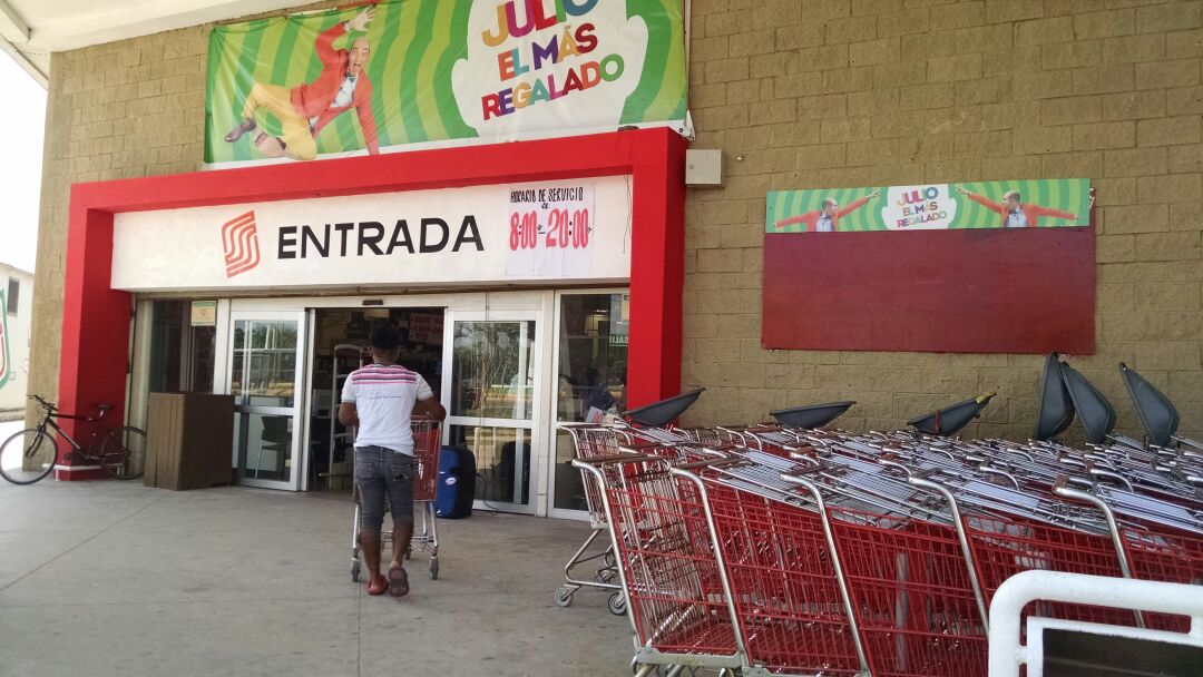 Reabren tienda Soriana en Juchitán