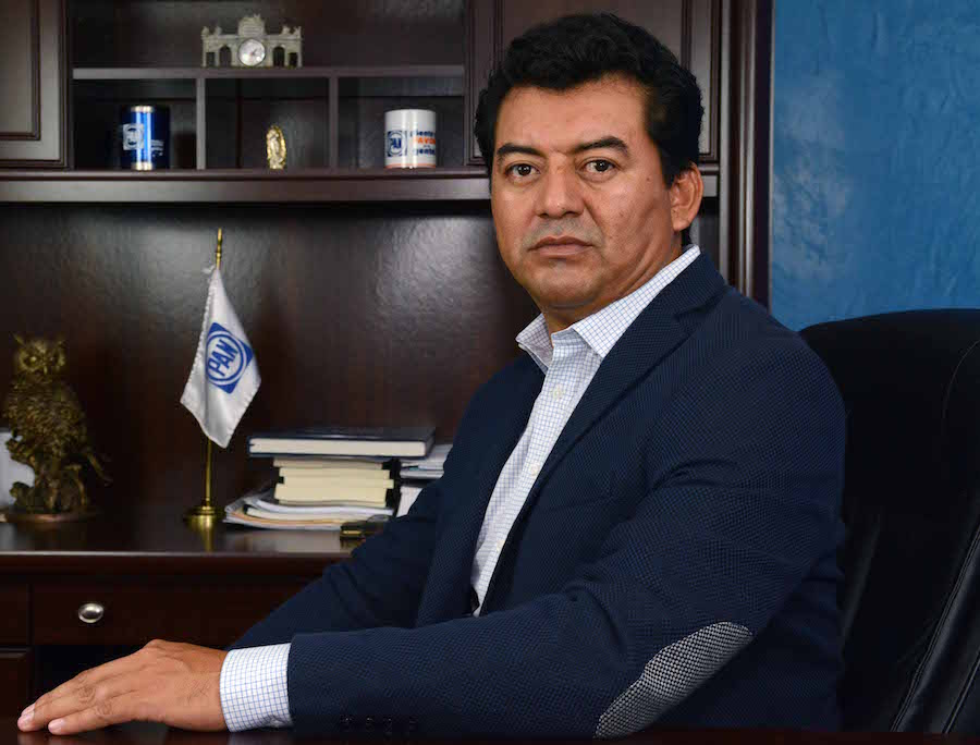 Demanda Juan Mendoza respeto a derechos laborales