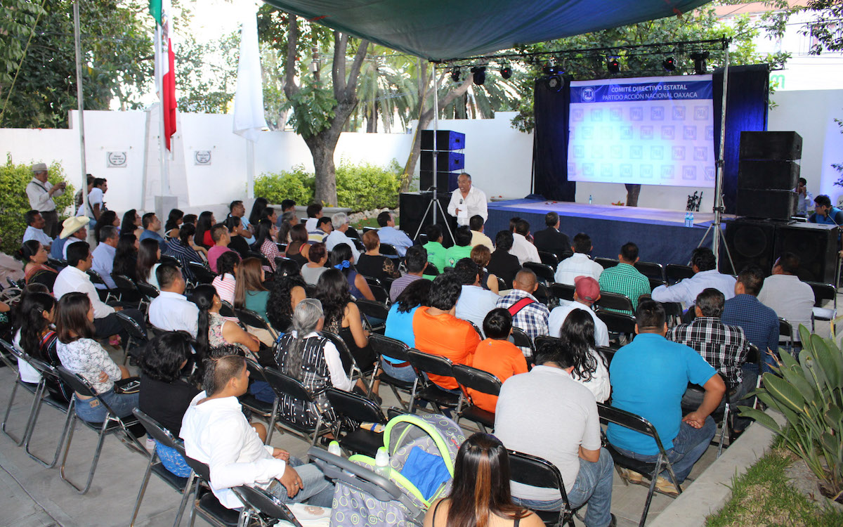 En 77 aniversario del PAN, líder albiazul convoca a cerrar filas