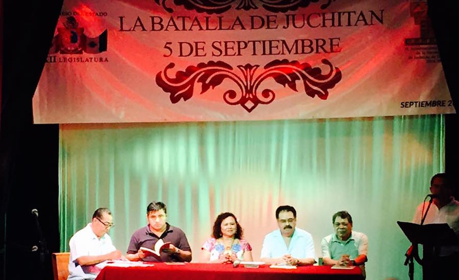 Presentó diputada istmeña compendió sobre la batalla de Juchitán “5 de septiembre”