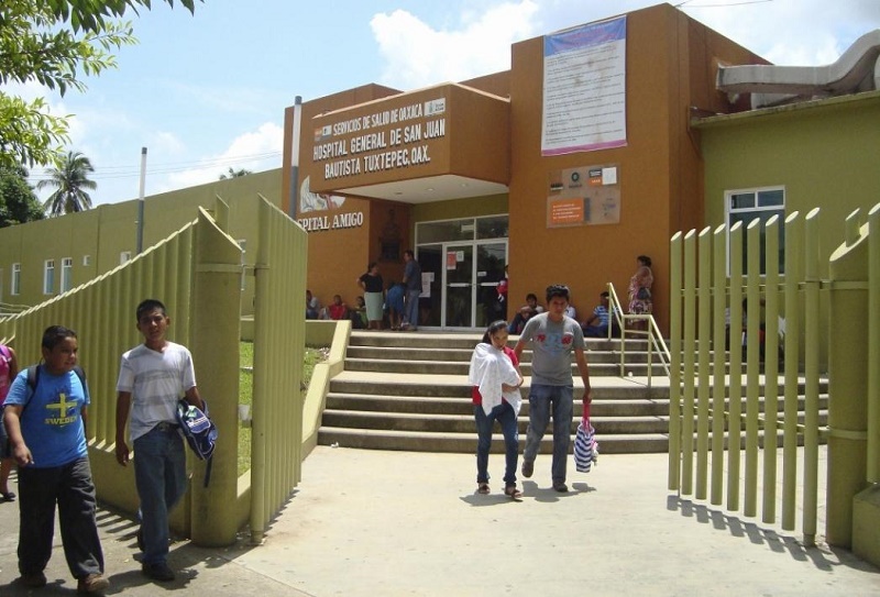A paro más de 60 unidades médicas en la Cuenca
