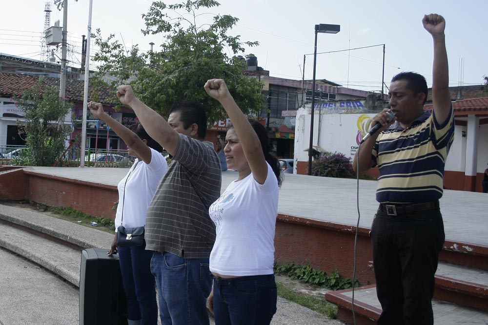 Justicia, exige la sección 22 a 48 años de la matanza de Tlatelolco