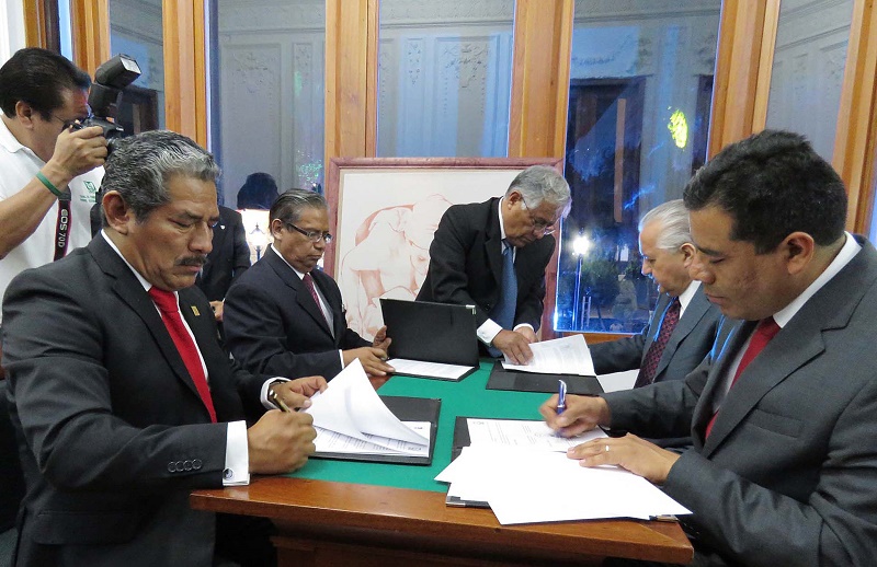 Facultad de Medicina e IMSS firman convenio de colaboración