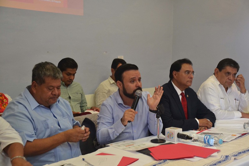 Piden a Alejandro Murat gabinete incluyente con juventud, experiencia y mujeres; no de cuotas