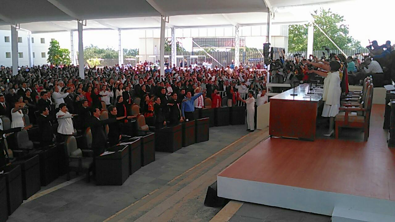 Con señalamientos de fraude, enriquecimiento y tráfico de influencias, los nuevos diputados de Oaxaca