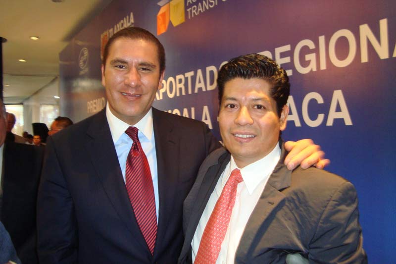 Alejandro Murat colocó a su compadre en un área estratégica para megaproyectos
