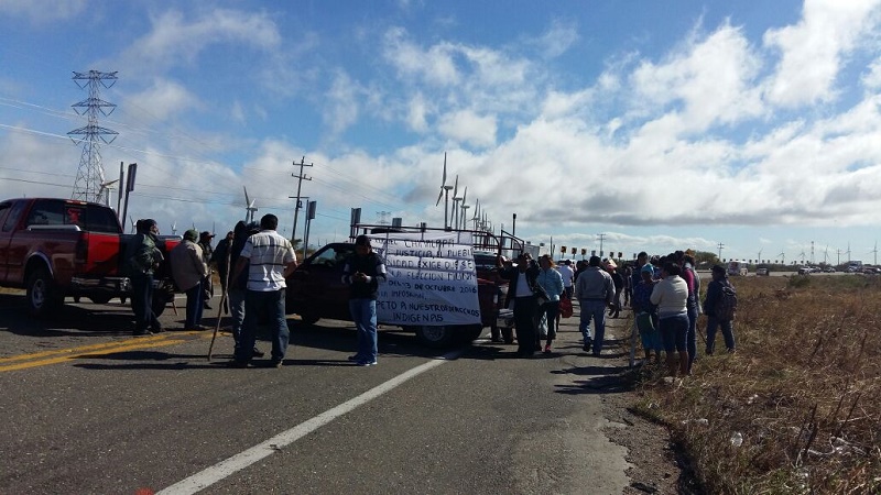 Zoques exigen con bloqueo que elección municipal se anule