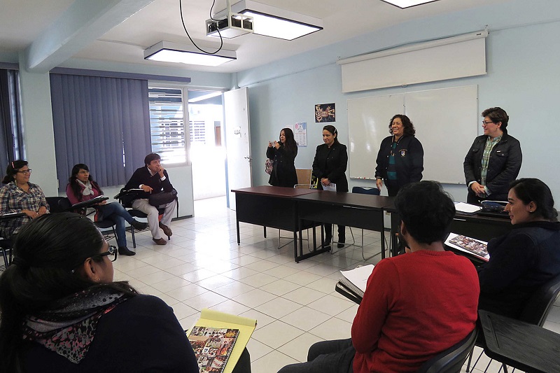Sindicalizados realizan paro de 12 horas en la UABJO