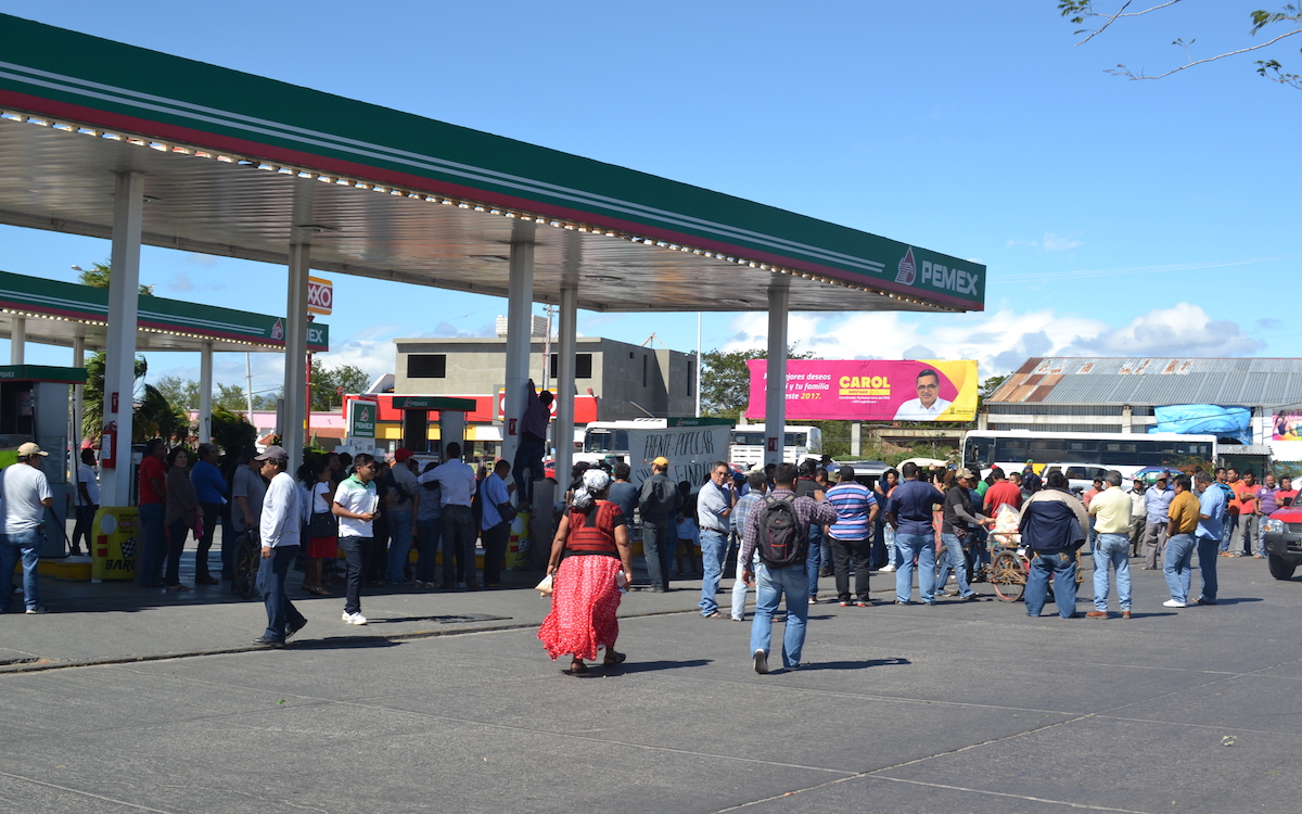 Integrantes del Frente Popular, Sindical e Indígena arrancan jornada contra alza de energéticos en Juchitán