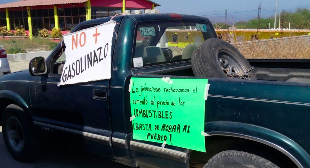 Se manifiestan contra alza de gasolina en el Istmo