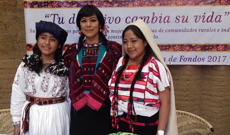 Ante llegada de Trump no hay que esperar milagros, hay que levantar el país: Lila Downs