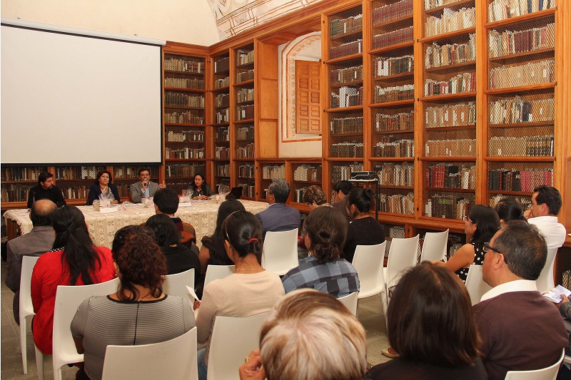 Universidad pública, espacio crítico y con ideas para transformar la realidad: Rector