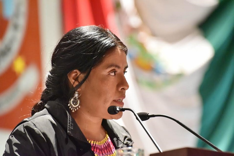 Mujeres deben estar en igual de condiciones de hombres en la administración estatal: Eufrosina