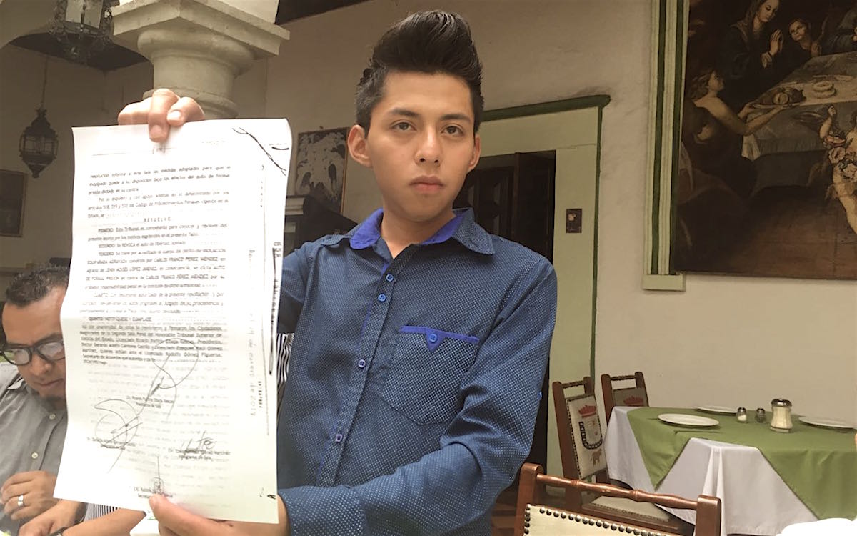 Prófugo, sacerdote acusado de violación de un catequista; tribunal ordena reaprehensión