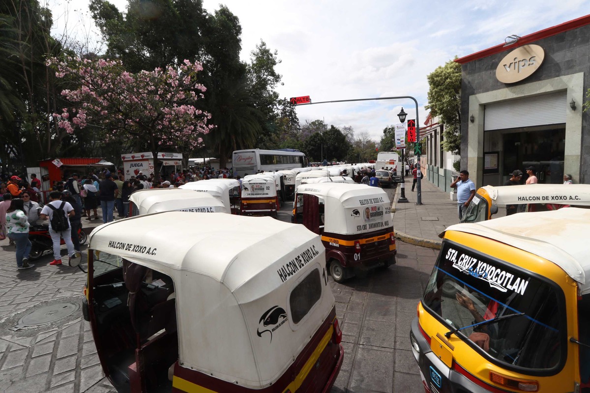 Perredistas colapsan la capital, exigen cumplimiento a sus demandas “sociales”; se sumaron inconformes