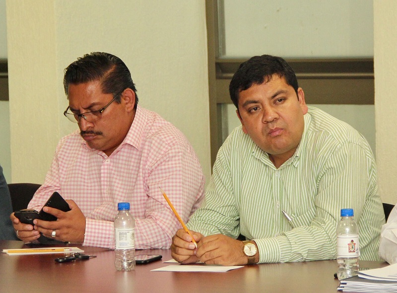 Respaldan sindicatos de la UABJO exigencia del Rector por mayor presupuesto