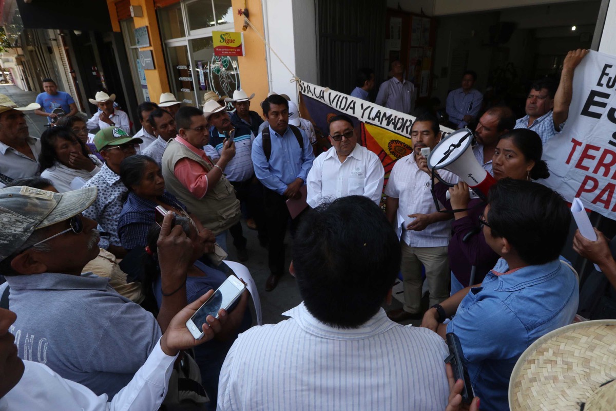 Advierten zapotecos a Semarnat y Profepa que no permitirán avance de proyectos mineros