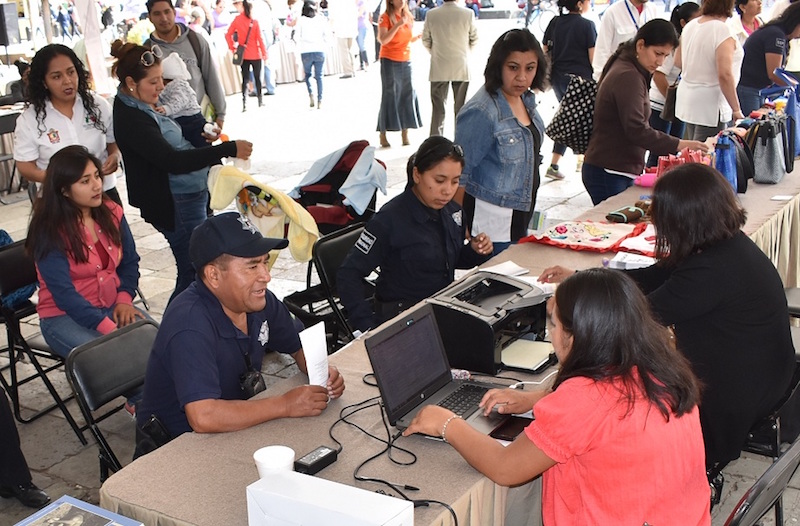 Mediante feria promueve Fiscalía acceso a servicios