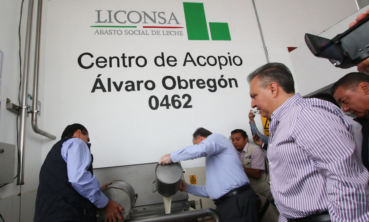 Liconsa reduce importación de leche en apoyo a ganaderos nacionales