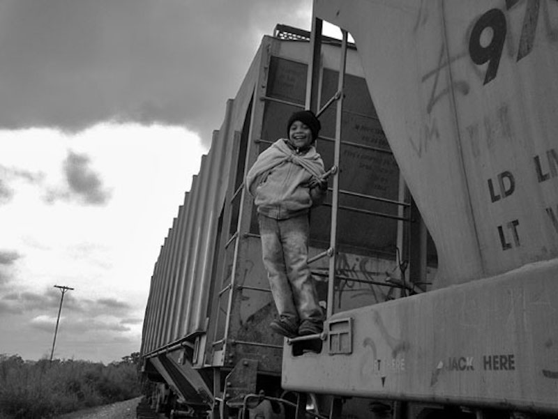 1 mil 273 menores migrantes de Oaxaca viajaron solos buscando a sus padres y madres