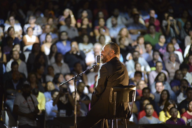 Francisco Céspedes y “La morena” le cantan a la ciudad de Oaxaca