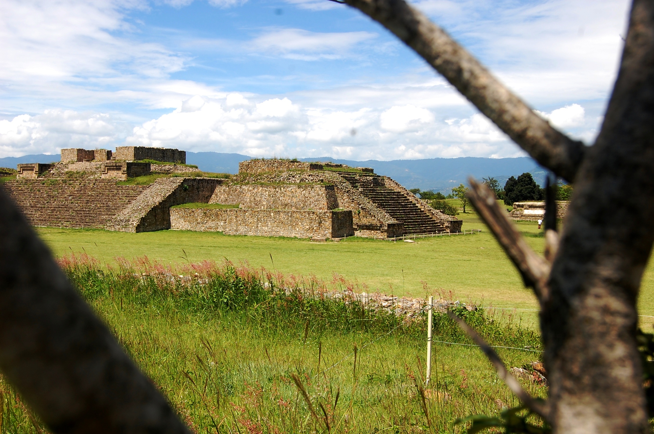 Oaxaca de Juárez y Monte Albán, vínculo inimaginable en la historia