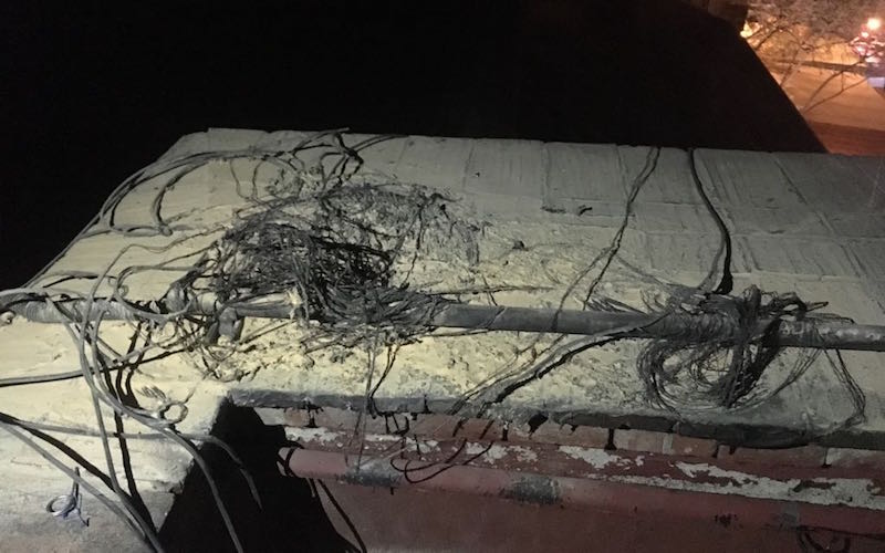 Corto-circuito provoca incendio en Bellas Artes-UABJO; sin consecuencias