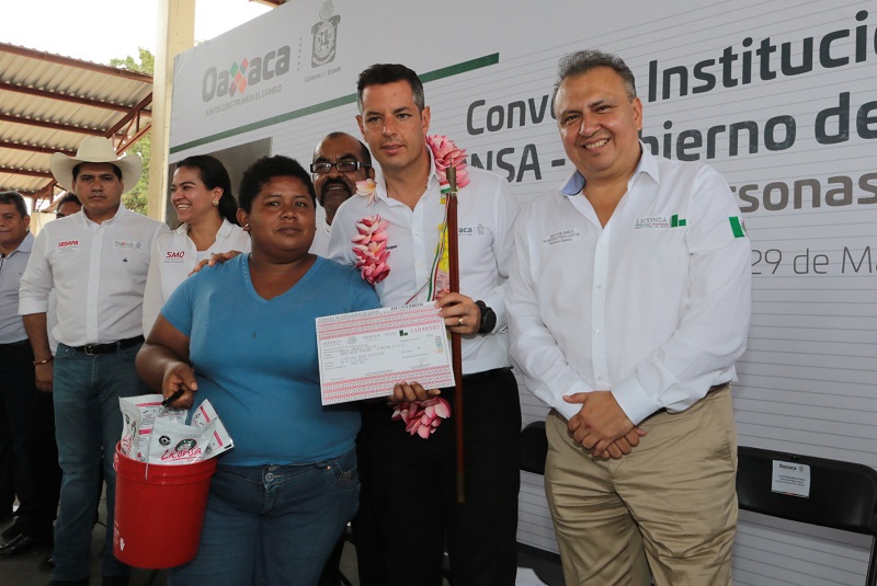 Leche Liconsa gratuita para Oaxaca, lo más importante de mi carrera política: Héctor Pablo