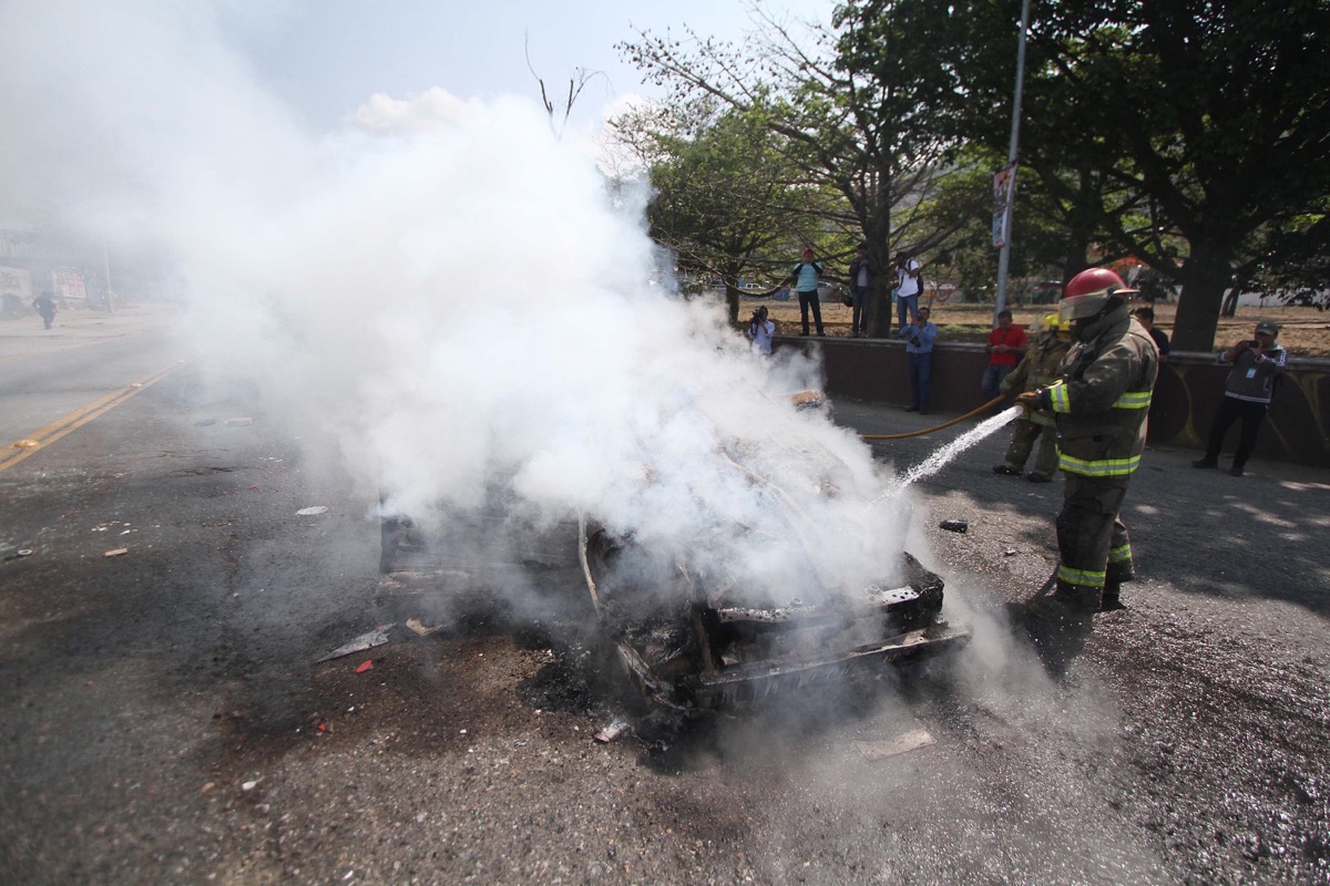 @estaciónfoto: Las fotografías del enfrentamiento CTM-Libertad