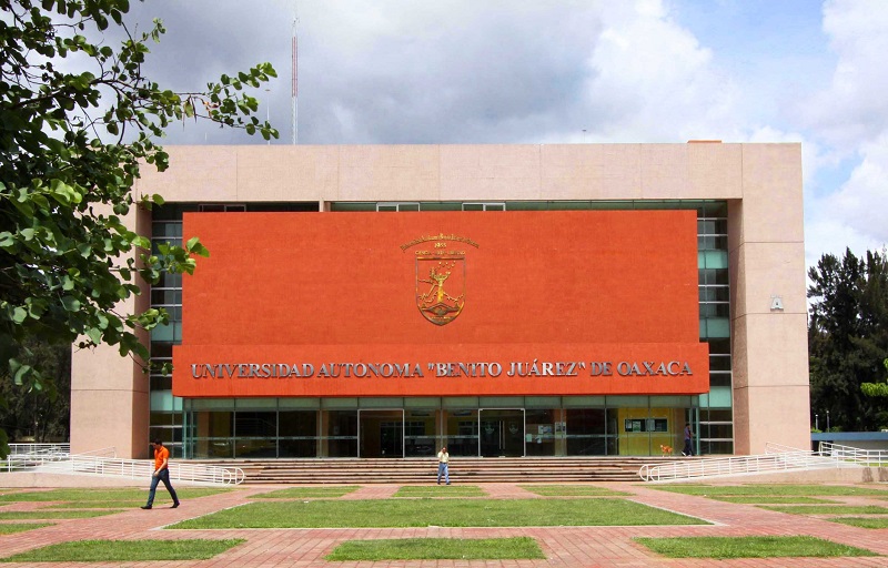 Sin razón, protesta de 27 alumnos de FDCS; hay puertas abiertas para atenderlos: UABJO
