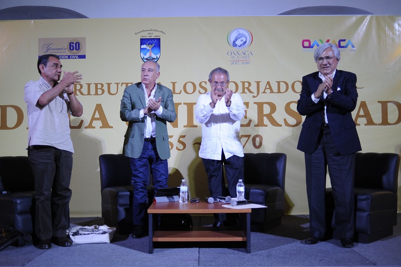 José Antonio Hernández Fraguas presente en el foro “La Universidad de los 60´s”