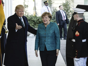 Trump eleva tono contra Alemania; promete cambios en la relación