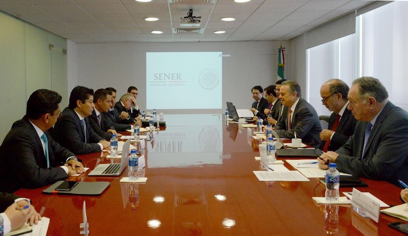 Va Oaxaca por proyectos energía eléctrica con procesos amigables con medio ambiente, asegura JLCZ