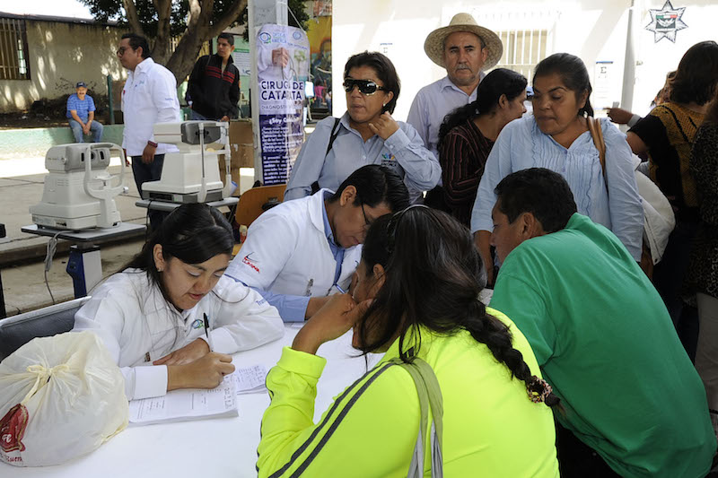 Visitan San Martín Mexicapam las Caravanas de Desarrollo Social